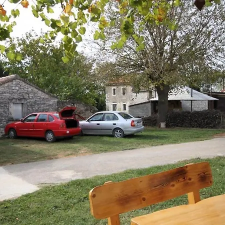 House With A Parking Space Celici, Istria - Sredisnja Istra - 7333 Vakantiehuis Barban