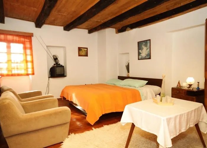 Vakantiehuis House With A Parking Space Celici, Istria - Sredisnja Istra - 7333 Barban