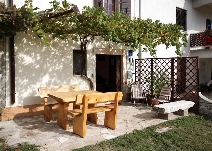 Vakantiehuis House With A Parking Space Celici, Istria - Sredisnja Istra - 7333 *