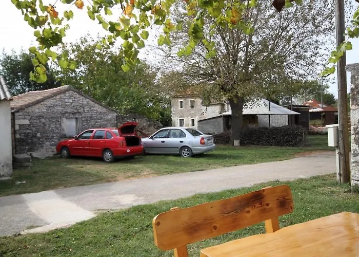 House With A Parking Space Celici, Istria - Sredisnja Istra - 7333 Vakantiehuis Barban